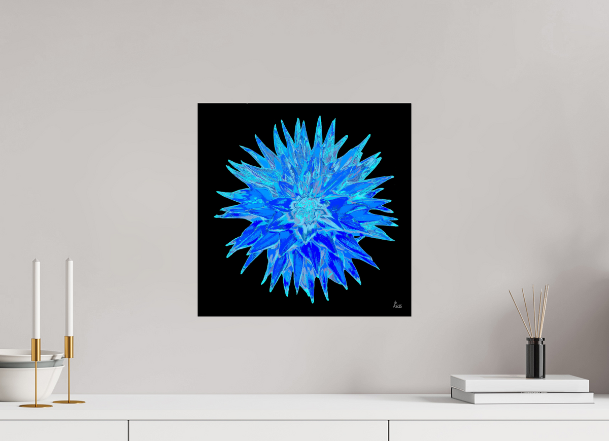 40 x 40 cm, Photo Print On Fuji Crystal DP II Blaue Dahlie