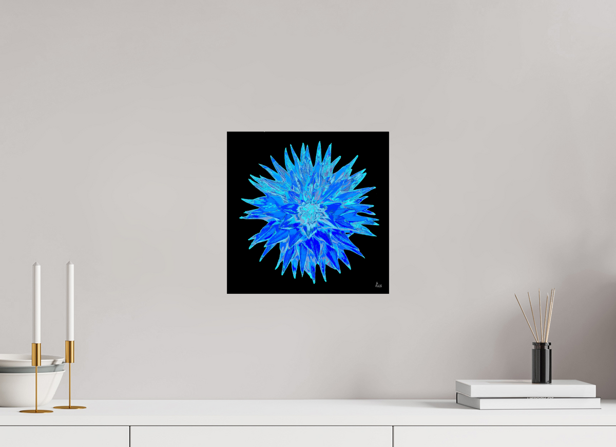 30 x 30 cm, Photo Print On Fuji Crystal DP II Blaue Dahlie